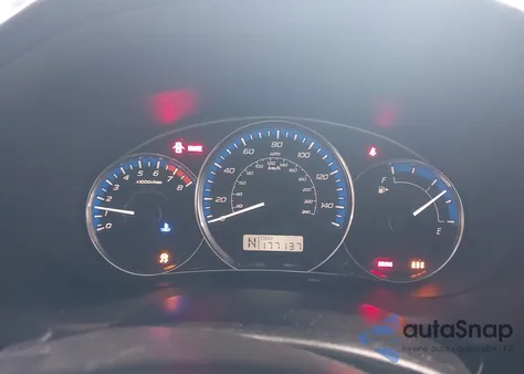 2011 Subaru Forester 2.5X Premium z USA, uszkodzony, nr VIN JF2SHADC2BH717596